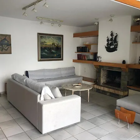 Sea-side 3 Bedroom- House Holiday home *