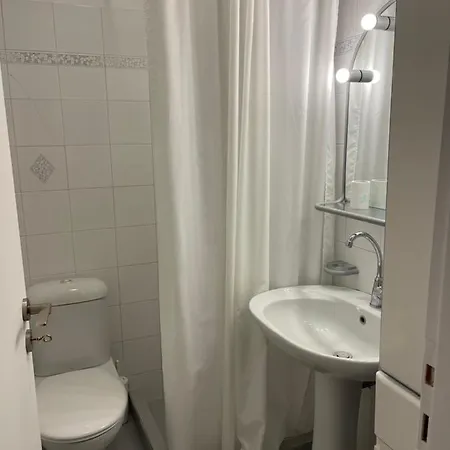 Sea-side 3 Bedroom- House * Poros Town